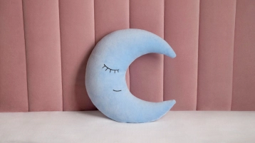 Подушка декоративная Луна голубая картинка - 0